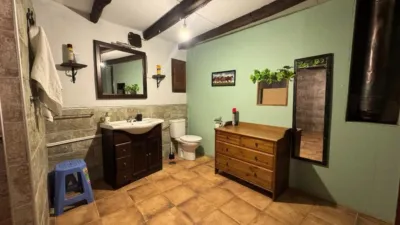 Casa en venta en Barrio de Bostronizo, 45, cerca de Carretera de San Juan Roicedo, Arenas de Iguña de 160.000 €
