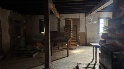 Casa en venta en Barrio de Bostronizo, 45, cerca de Carretera de San Juan Roicedo, Arenas de Iguña de 160.000 €