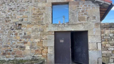 Casa en venta en Barrio de Bostronizo, 45, cerca de Carretera de San Juan Roicedo, Arenas de Iguña de 160.000 €