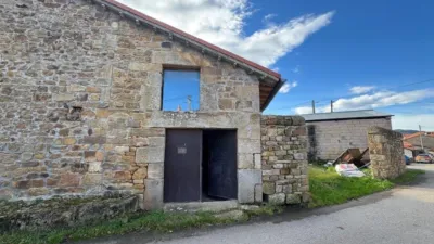 Casa en venta en Barrio de Bostronizo, 45, cerca de Carretera de San Juan Roicedo, Arenas de Iguña de 160.000 €