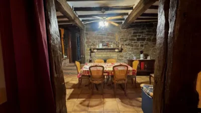 Casa en venta en Barrio de Bostronizo, 45, cerca de Carretera de San Juan Roicedo, Arenas de Iguña de 160.000 €