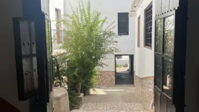 Townhouse on Calle Andrade Navarrete photo 9