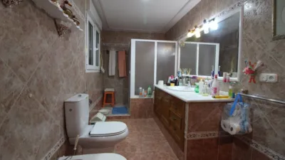 Chalet en venta en Calle Lagarillo, 7, Puertosol-El Limonero-El Tomillar (Distrito Puerto de la Torre. Málaga Capital) de 949.000 €