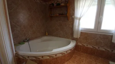 Chalet en venta en Calle Lagarillo, 7, Puertosol-El Limonero-El Tomillar (Distrito Puerto de la Torre. Málaga Capital) de 949.000 €
