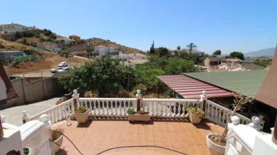 Chalet en venta en Calle Lagarillo, 7, Puertosol-El Limonero-El Tomillar (Distrito Puerto de la Torre. Málaga Capital) de 949.000 €