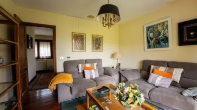 Chalet on Avenida de Berdón photo 39
