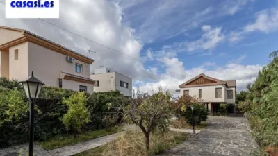 House on Paseo de Huétor-Vega photo 32