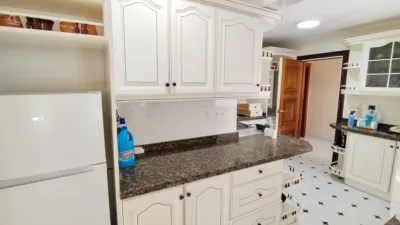 Apartment on the 1st Line photo 14