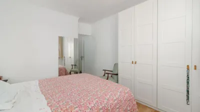 Apartment in Centre photo 12