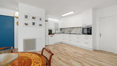 Apartment in Centre photo 8