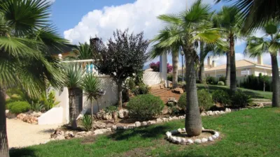 Chalet in La Nucia photo 2