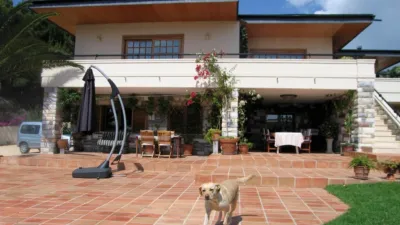 Chalet in La Nucia photo 3