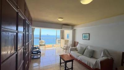 Apartment on the 1st Line photo 2