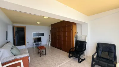 Apartment on the 1st Line photo 4