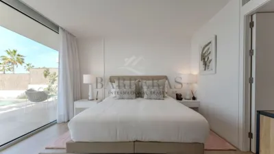 Chalet on Calle Josefina de La Torre photo 21