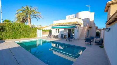Villa on Carrer de les Violetes photo 15