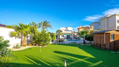 Villa on Carrer de les Violetes photo 18
