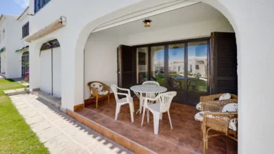 Terraced house at Carrer Violetas, 104 photo 2