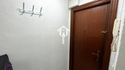 Apartment on Eduardo Torroja Street photo 2