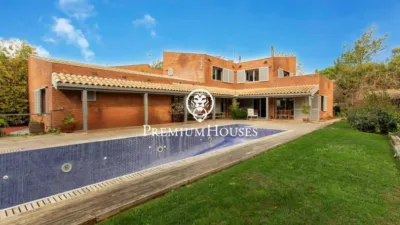 House in the Centre photo 35