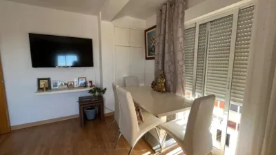 Apartment on Aurelio Coquillat Pascual Street photo 3