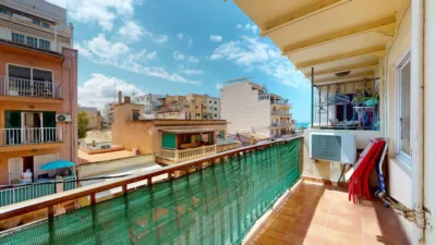 Apartment on Carrer de Trasimé photo 11