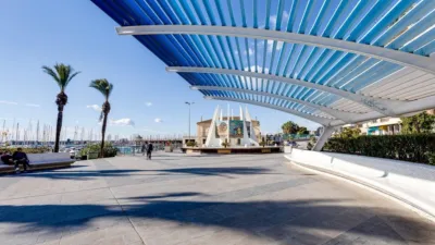 Apartamento en venta en Calle Caballero de Rodas, cerca de Calle de Patricio Zammit, Torrevieja de 150.000 €