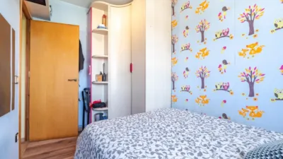 Apartment at Carrer de Josefa Almirall, 8 photo 14
