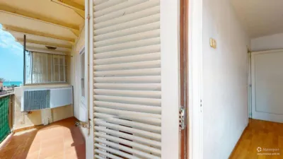 Apartment on Carrer de Trasimé photo 12