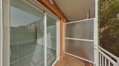 Flat on Calle de Alfonso X 'El Sabio' photo 2