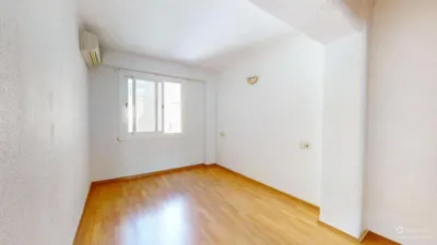 Apartment on Carrer de Trasimé photo 18