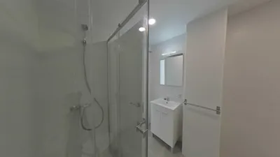 Flat on Calle de Alfonso X 'El Sabio' photo 23
