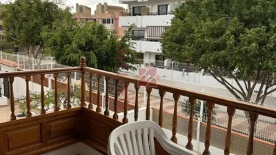 Piso en venta en Calle Finlandia, Playa de Las Américas (Arona) de 299.000 €