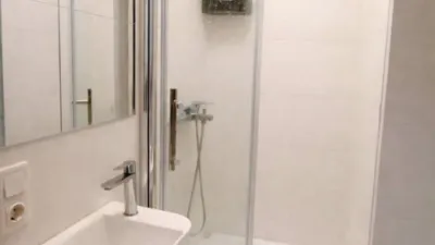Flat on Calle de Conchita Piquer photo 18
