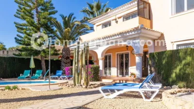 Chalet en Carrer vespre photo 34