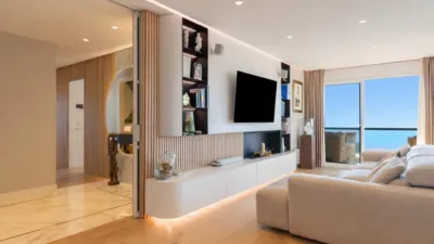 Penthouse on Carrer de la Indústria photo 9