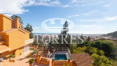 Chalet on Calle de Borneo photo 2