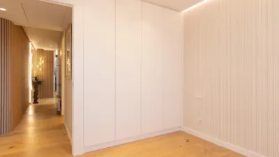 Penthouse on Carrer de la Indústria photo 40