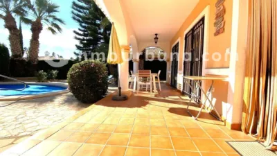 Chalet on Carrer Vespre photo 3