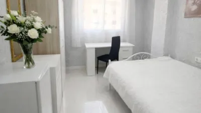 Flat on Calle de Conchita Piquer photo 2