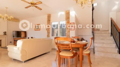 Chalet en Carrer vespre photo 24