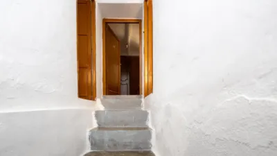 Semi-detached house on Calle de la Virgen photo 15