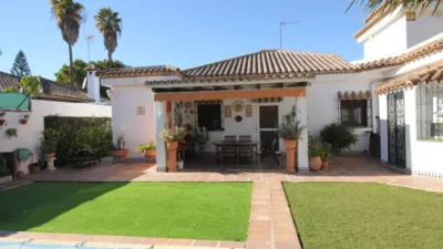 Chalet in Núcleo Urbano photo 3