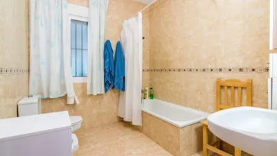 Chalet en venta en Calle Nivel, Núcleo Urbano-Urbanizaciones (Chiclana de la Frontera) de 225.000 €