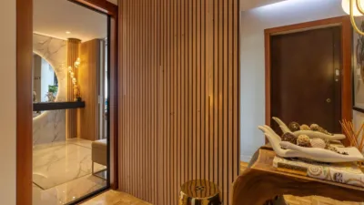 Penthouse on Carrer de la Indústria photo 6
