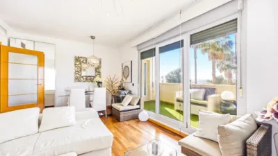 Piso en venta en Calle del Ingeniero Vargas Machuca, Casería de Ossio-San Carlos (San Fernando) de 355.000 €