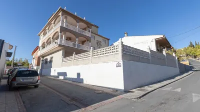 Semi-detached house on Fco Jose Garcia Jimenez Street photo 2