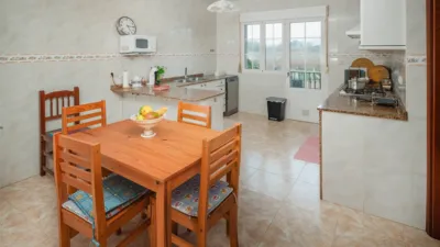 Chalet en venta en Calle Tabueiros-Sisan, Barrantes (Ribadumia) de 375.000 €