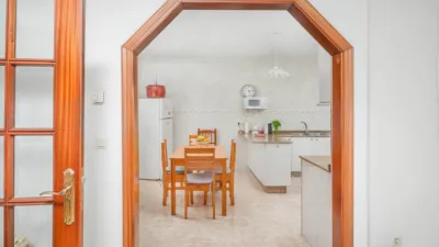 Chalet en venta en Calle Tabueiros-Sisan, Barrantes (Ribadumia) de 375.000 €