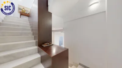 Penthouse on Calle de la Garrofa photo 9